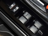 電動格納式ドアミラー・パワーウインドウを装備しています。