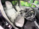 運転席シート廻りは使用感も少なく、良好な状態となっています。丁寧に使われていたことがよくわかりますね。