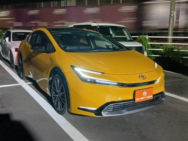 プリウス 2.0 Z パノラマルーフ 禁煙車 純正12.3インチDA
