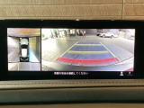バックカメラ付きで駐車時もしっかりサポート。