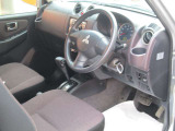本格的クロスカントリーモデルの資質をもった軽自動車RV、パジェロミニ(PAJERO MINI)。内装も綺麗な状態です。