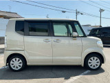写真では分かり難いキズや凹みがある場合も御座います。現車の確認をオススメしておりますので、是非一度ご来店下さい。スタッフ一同お待ちしております。