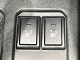【シートヒーター】寒い日に重宝するシートヒーター!エアコンより早く温まってくれるので寒がりの人も安心ですね♪エアコンの温風は乾燥するから苦手、という方にもをおすすめです。