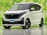 【WECARS】豊富な在庫を大画面モニターで検索可能!オプション装備や内装、タイヤの状態など細部まで御覧頂けます♪詳細はお気軽にスタッフまでお問合せ下さい。