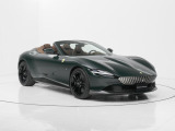 外装色はVerde British Racingを選択しております。