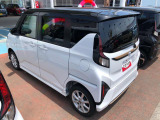 納車前にはプロのメカニックが点検、整備を行いますので安心してお乗り頂けます。