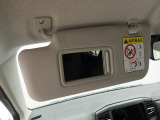 お車を購入される際はご不明な点や不安な点もあるかと思いますが、困ったらお気軽にご相談下さい! (052)439-0581までお電話頂ければ当店のスタッフがじっくりお話を聞かせて頂きます!
