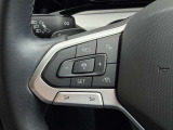 【アダプティブクルーズコントロール】前車の速度に合わせて自動追従可能です。主に高速道路での疲労の軽減に役立ちます。