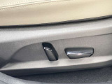運転席は高級感あるパワーシート!女性の方でもスイッチひとつで簡単に調節できます!