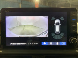 リアカメラ付で、後方をナビ画面で確認。車庫入れも安心です。もちろん、バックギアと連動しています。