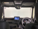 フロントガラスが大きく、ワイドな視界で運転もしやすくなるように、設計されています。