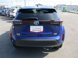 バックカメラが付いているので後方確認が非常にしやすいです。今や運転初心者も熟練者も必須装備!ついていて損はないですね♪