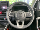 【純正革巻きステアリング】上質な革を使用することで、手にしっかり馴染みとても運転しやすいハンドルです♪