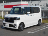 当社新車店舗にて展示・試乗使用の車です☆距離少なく状態良好です!
