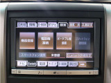 【純正8インチHDDナビゲーションシステム装備】CDやDVD再生、高速録音機能など多彩な機能を取り揃えております!