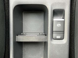 電動サイドブレーキ、ブレーキオートホールド機能付きです。