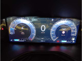 液晶ディスプレイで非常に見やすくなっております。