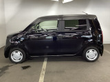 後席プライバシーガラス仕様! 車内が見えにくい設計です。