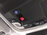 ホンダコネクトも装備しております。いざという時にスイッチ一つで助けに駆けつけてくれるんです。詳しくはスタッフまで