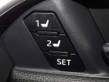 運転席のパワーシートは2名様分までメモリー機能付きです。