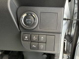 バックカメラが連動しているので後方の安全もモニターを通じて確認できます♪