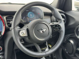 こちらのお車はMINI NEXT鶴ヶ島に展示中です。☆お問合せをお待ちしてます!