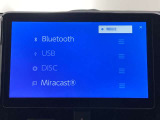 ブルートゥースに接続することにより、スマホに入ったお気に入りの音楽を車内で楽しむことができます♪あると本当に便利な機能になっています!