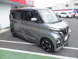 万が一のトラブルにも、全国の3000ケ所の日産サービス工場で修理可能!!年間走行距離無制限、バッテリーも保証対象です!