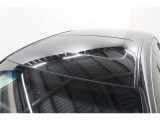 ムーンルーフ付きです。車内が明るくなり風通しもよくなるため解放感を味わえます