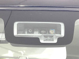 【スズキ セーフティサポート】走行中に前方の車両等を認識し、衝突しそうな時は警報とブレーキで衝突回避と被害軽減をアシスト。より安全にドライブをお楽しみいただけます。