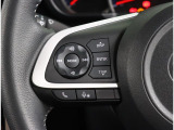 運転しながら手元のボタンで音量変更が可能!!快適に乗れる車で!!