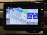 ワイド画面のナビゲーションは、フルセグTV、インターナビ対応のGathers純正メモリーナビを搭載しています。ナビに曲を記憶させるミュージックサーバー使用時は、別途SDカードが必要になります。
