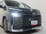 高輝度で点灯速度が速く、しかも消費電力の少ないLEDヘッドライトが装備されています!LEDの明るい光が走行中の視界の確保をサポートして、夜のドライブがより楽しく安全に運転できます♪