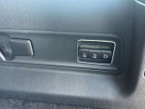 二列目シートをトランクルームからフラットに変更できます。