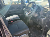 コンパクトで、とても運転し易いお車です。
