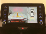 いまや必須装備「ナビゲーション」搭載!知らない場所に、スイスイッとドライブ。なんて便利な機能でしょうか?もう、これなしではハンドルを握れませんね!でも、運転中の操作は危険ですのでご注意ですね♪