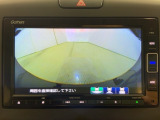リアカメラ付で、後方をナビ画面で確認。車庫入れも安心です。もちろん、バックギアと連動しています。