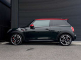 このシルエットがMINIっぽいですよね♪
