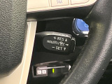 【レーダークルーズコントロール】高速道路での長距離走行が楽に!!自動で速度を保つクルーズコントロールが、衝突軽減システムと連携し、前方の車両を感知して車間を保つように速度調節してくれます!!