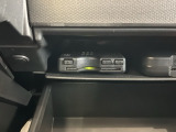 いまや快適なカーライフに欠かせないETCが付いています。