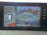 【アラウンドビューモニター】空から見下ろした映像がナビ画面にて確認可能です。駐車もラクラクですよ♪