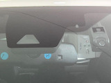 【トヨタセーフティセンス】走行中に前方の車両等を認識し、衝突しそうな時は警報とブレーキで衝突回避と被害軽減をアシスト。より安全にドライブをお楽しみいただけます。