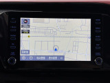 【純正8インチナビ】人気の8インチナビ(純正)を装備。マップ表示も見やすく、操作性も◎。Apple CarPlay、AndroidAutoにも対応。