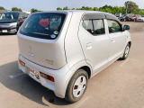 お客様のご予算帯に合わせたお車を常時100台以上取り揃えています!当社のスタッフがお客様のお車選びをしっかりサポートしご提案させていただきます!