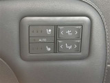 セカンドシートもパワーシートになってます