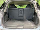 後席を格納すると、これだけの広さが!シーンに合わせたシートアレンジで、大きな荷物も積むことが出来ます♪