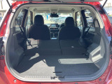 積み下ろしのしやすいデッキにはたっぷりと荷物を積み込んでいただけます。遊びから仕事まで、様々なシーンで頼れます♪