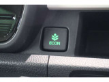 ECONスイッチの効果とあなたの運転で、クルマと力をあわせ「燃費向上=ガソリン代の節約=CO2 削減」のチャレンジをお楽しみください。
