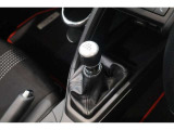 6速MTのお車です♪直感的な操作を楽しむことができます!
