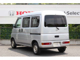Honda独自の衝突安全技術で乗っている人を守るだけでなく、歩行者傷害軽減ボディで歩行者の安全にも配慮しています。